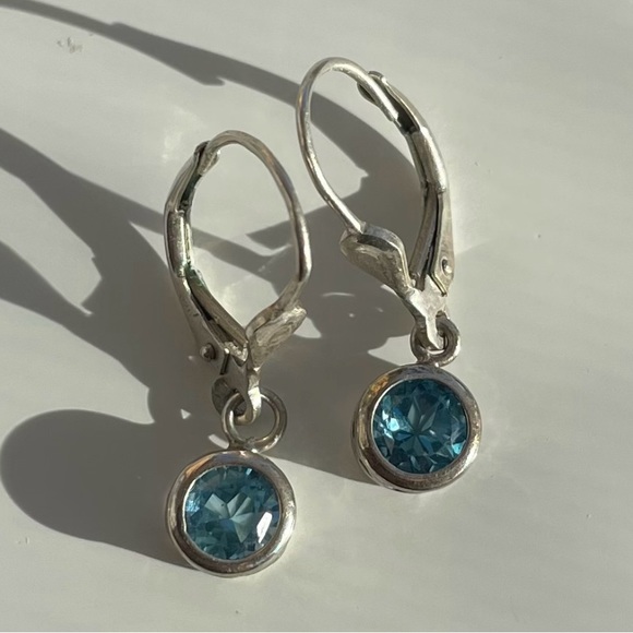 NWOT Swiss Blue Topaz and Silver Earrings - Picture 6 of 8